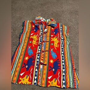 Vintage Colorful Sleeveless Shirt with Animal Print. READ DESCRIPTION